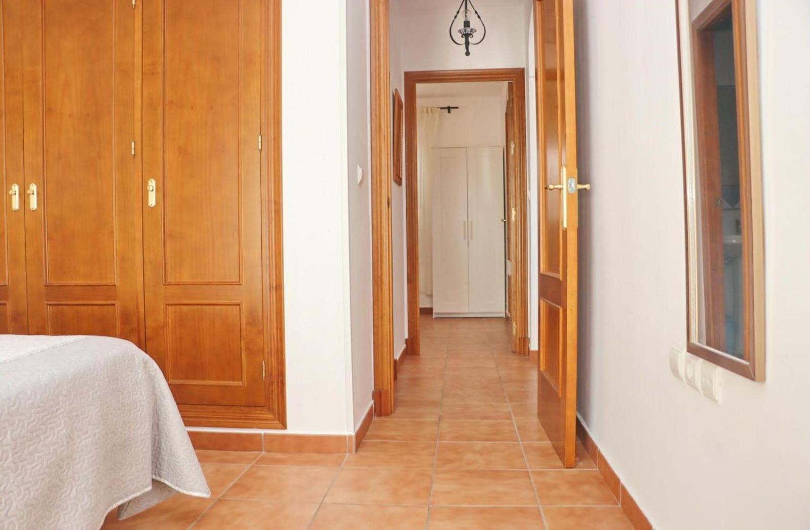 Apartamento Vistas Al Parque コニル・デ・ラ・フロンテラ エクステリア 写真
