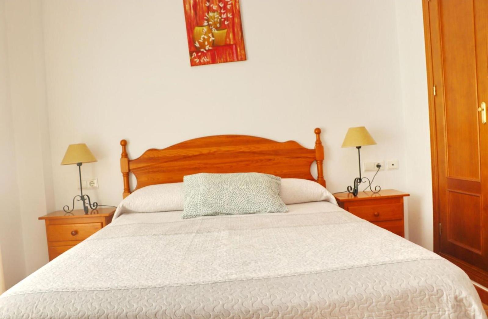 Apartamento Vistas Al Parque コニル・デ・ラ・フロンテラ エクステリア 写真