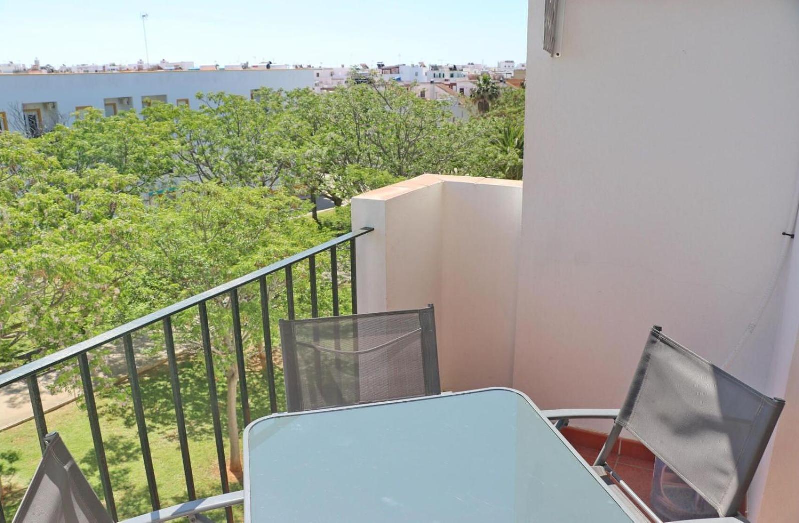Apartamento Vistas Al Parque コニル・デ・ラ・フロンテラ エクステリア 写真